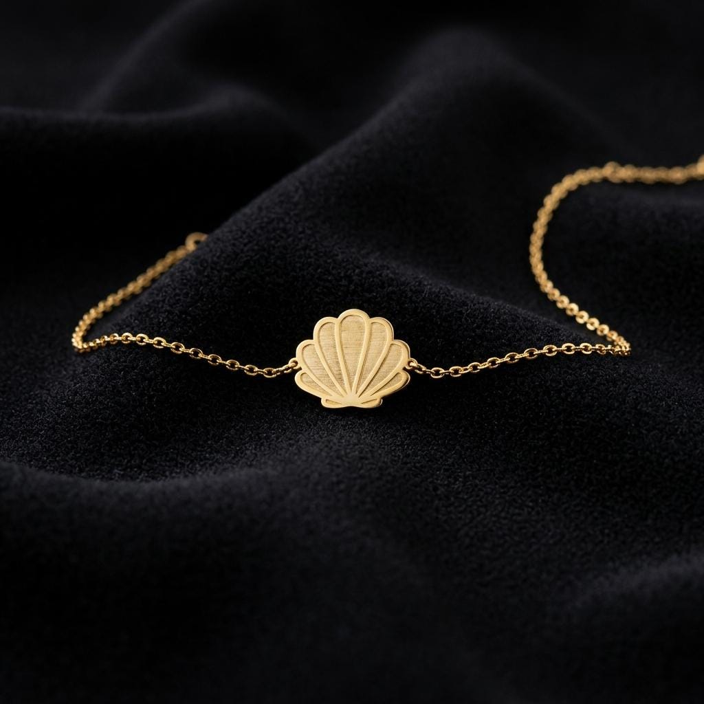 Gold Seashell Bracelet for Women, Minimalist Beach Shell Bracelet, Coastal Ocean Inspired Jewelry, Dainty Summer Bracelet Gift for Her