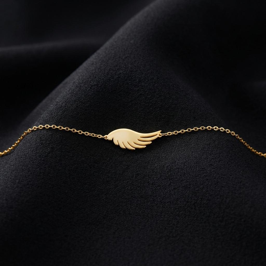 Gold Angel Wing Bracelet for Women, Minimalist Guardian Angel Wing Bracelet, Dainty Meaningful Jewelry Gift for Her Everyday Style