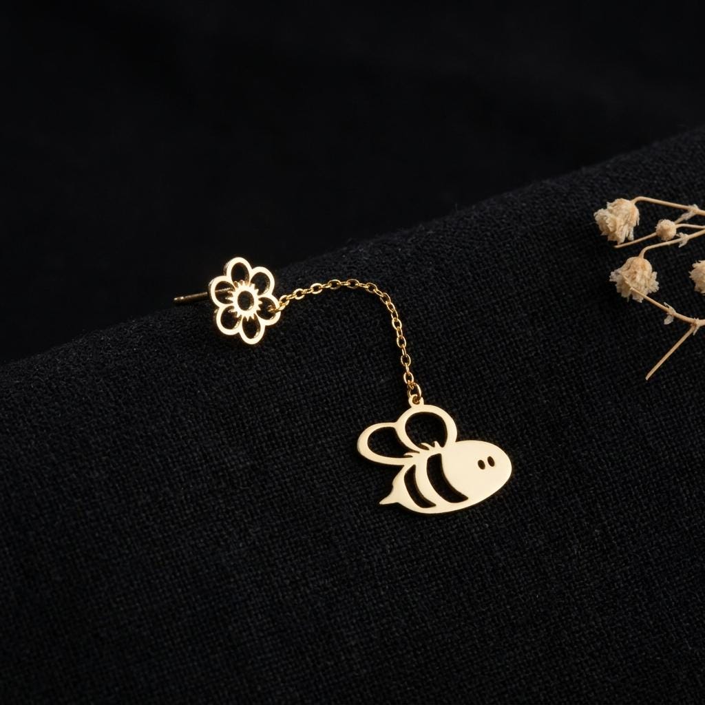 Bee Flower Dangle Earrings, Gold Bee Earrings, Minimalist Nature Inspired Drop Earrings, Cute Daisy Chain Earrings, Dainty Jewelry for Women