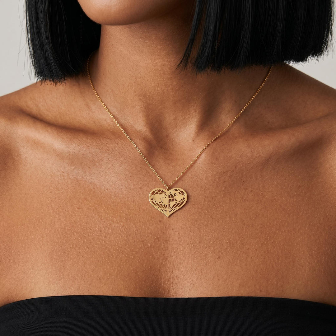 World Map Heart Necklace, Travel Lover Necklace, Gold Globe Heart Pendant Jewelry, Wanderlust Gift for Her Women, Minimalist Travel Necklace